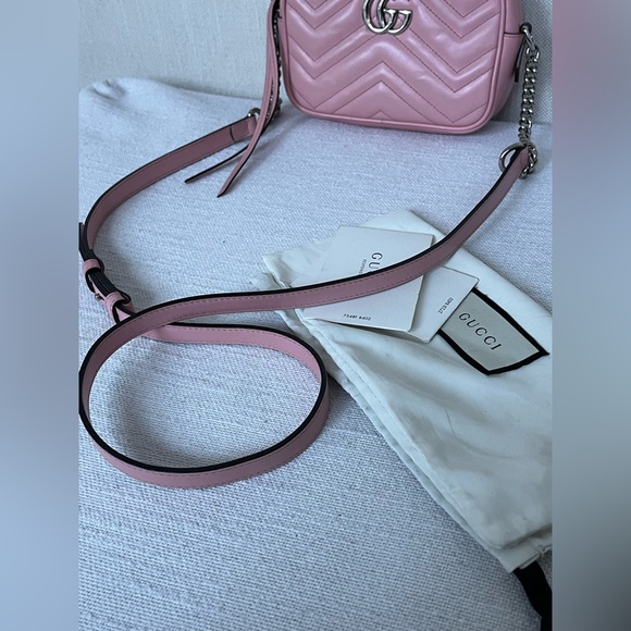 Gucci GG Matelassé Marmont Mini Shoulder Bag in Pink with Silver (RARE COLOR) - Picture 9 of 13